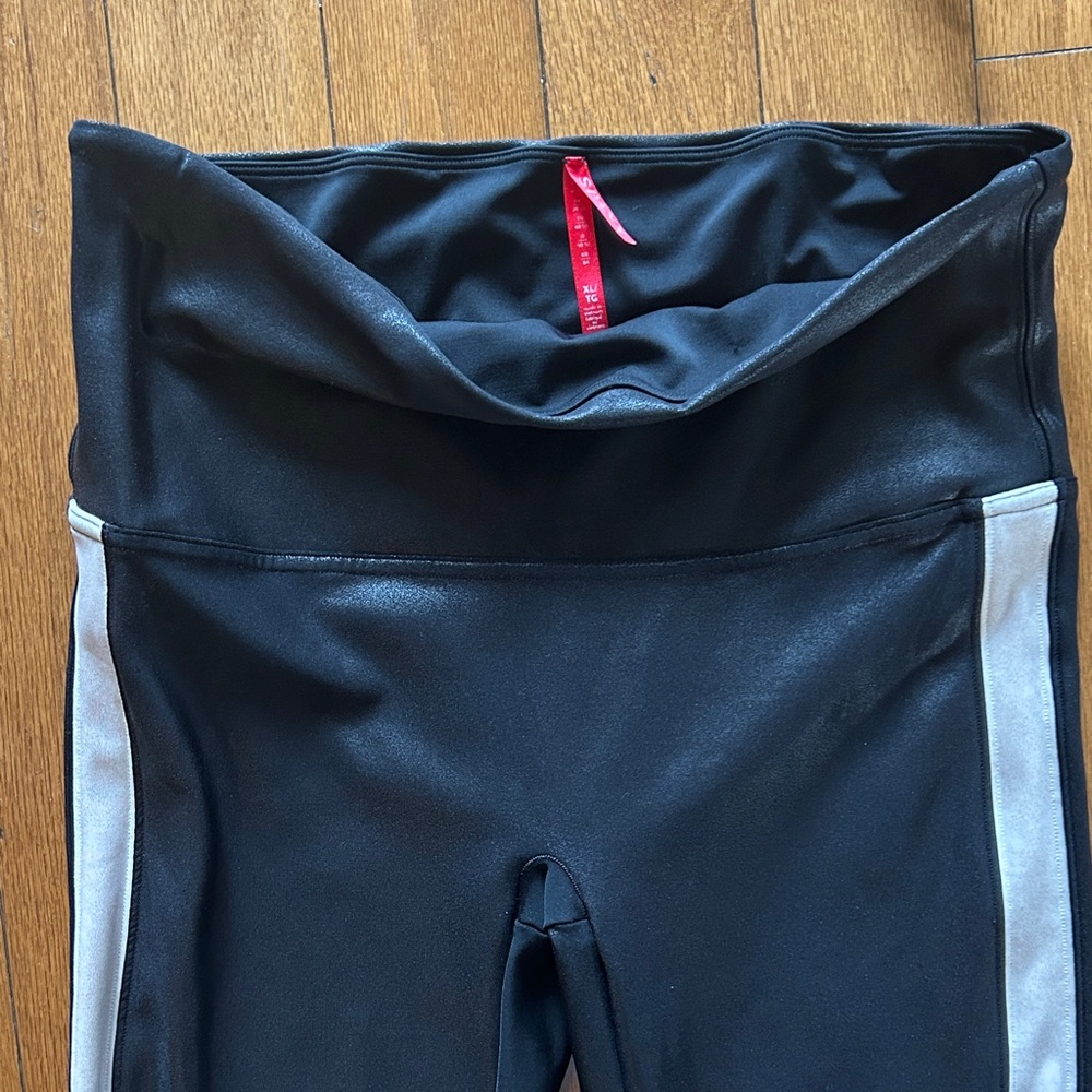 SPANX Black faux suede material Leggings